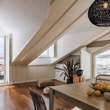 Molako - 1 Bedroom Penthouse In Principe Real