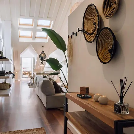 Molako - 1 Bedroom Penthouse In Principe Real Apartment *