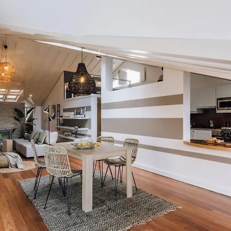 Molako - 1 Bedroom Penthouse In Principe Real * Lisbon