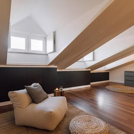 Molako - 1 Bedroom Penthouse In Principe Real Lejlighed *